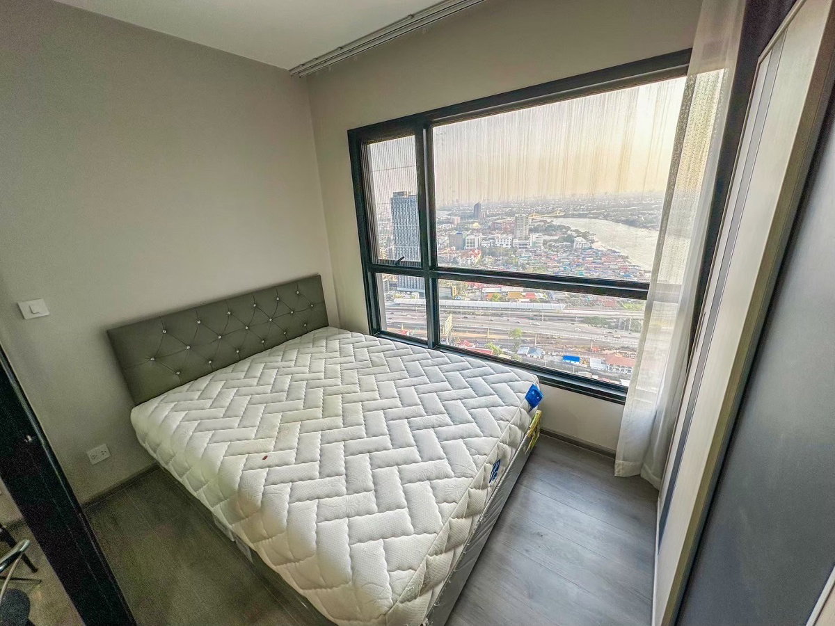 picture Politan rive riverside condo for rent - 1/9