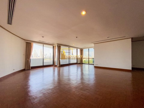 Baan Yen Akart - Very Spacious 2 Bedroom Condo in Sathorn Area - BR15673CD