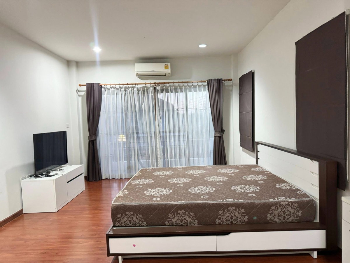 รูป ให้เช่าบ้านเดี่ยว ม.โกลเด้นท์พาร์ค ไร่กล้วย นาพร้าว ศรีราชา, ชลบุรี - รูปที่ 14/25