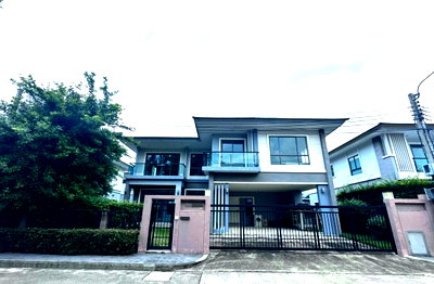 บ้านเดี่ยว ถนนสุขุมวิท : ขายบ้านใหม่ เจ้าของไม่เคยเข้าพัก เดอะ ปาล์ม พัฒนาการ