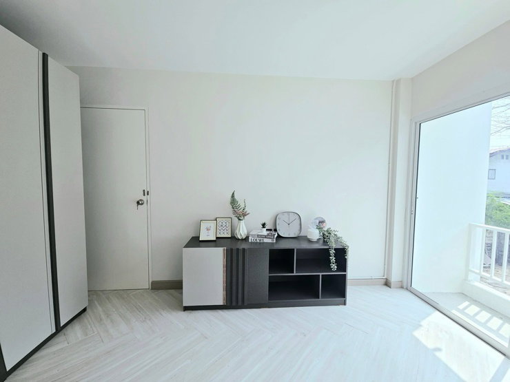 รูป #Z103 ให้เช่า Townhouse Soi Raewadee 75 - รูปที่ 12/15