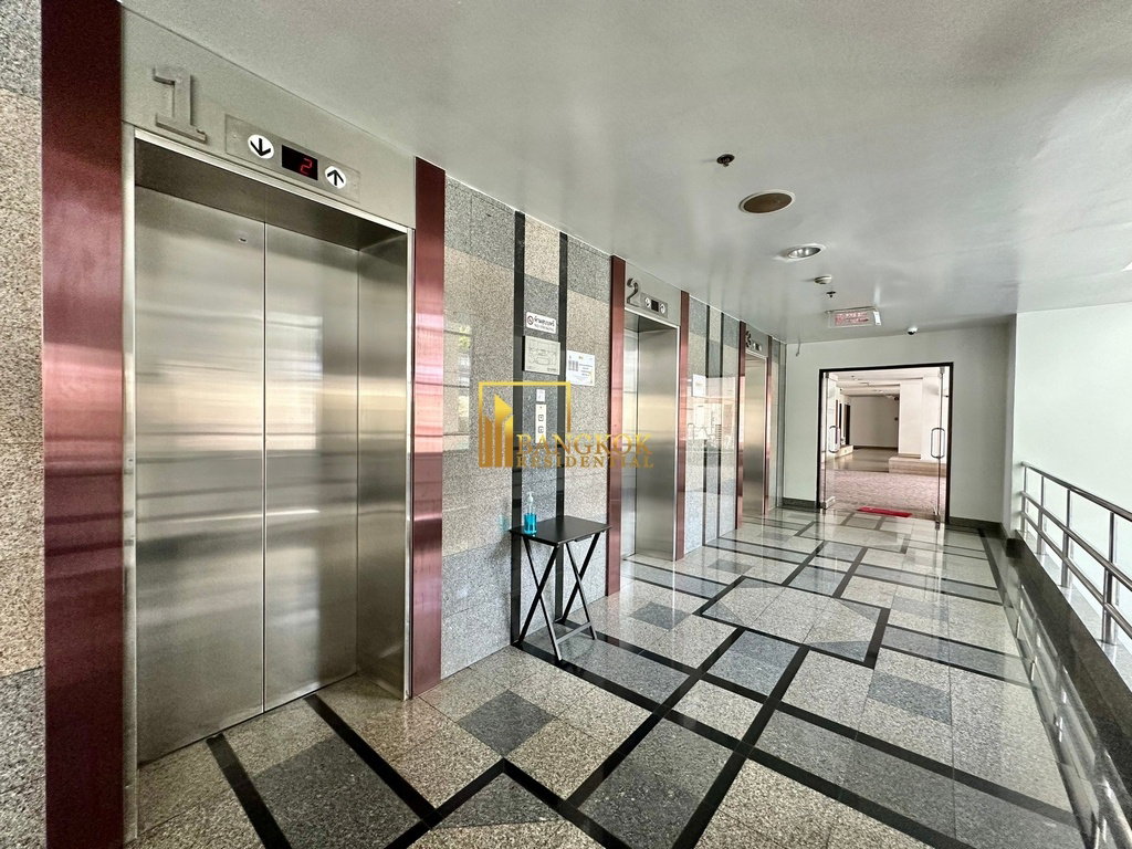 รูป Baan Ploenchit - Comfortable 2 Bed Condo in Prime Location - BR14371CD - รูปที่ 29/34