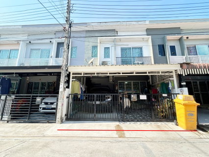 ขายทาวน์โฮม ม.เดอะคอนเนคสุวรรณภูมิ1 (12A) ซอยกิ่งแก้ว37 เนื้อที่ 18.2 ตร.ว. สวยพร้อมอยู่ กู้เต็ม 100% ใกล้สนามบินสุวรรณภูมิและทางด่วนบางนา  