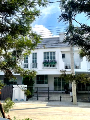 Houses for rent Samut Prakarn : House for rent Villaggio3 Srinakarin-Bangna, ready to move in. If interested, contact Line @goodmanpro or call 0999029192.