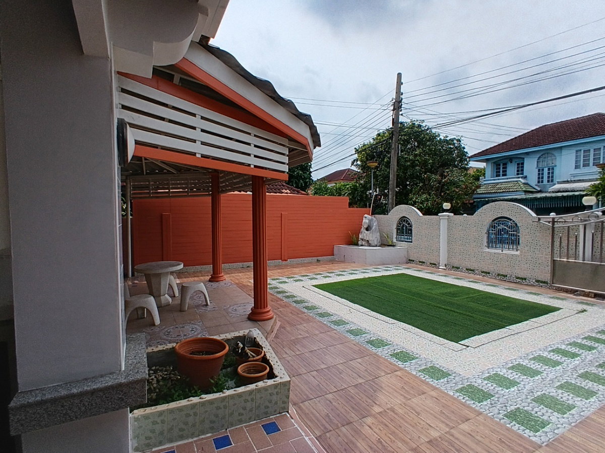 รูป ขายบ้านเดี่ยว 2 ชั้น 4 ห้องนอน 3 ห้องน้ำ หมู่บ้านชลลดาสายไหม 34 - รูปที่ 2/24
