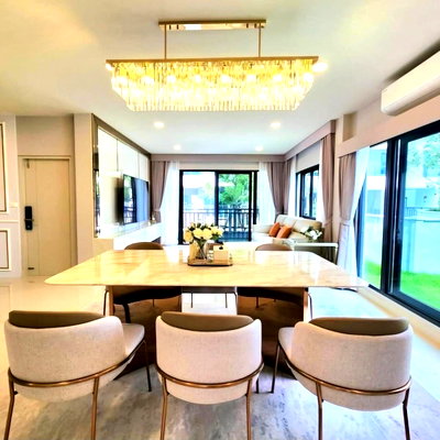 บ้านเดี่ยวให้เช่า : LTHC12402 – House FOR RENT at Centro Bangna Size 60 SQ.W 260 SQ.M 4 Beds 5 Baths Near Mega Bangna ONLY 139K/Month