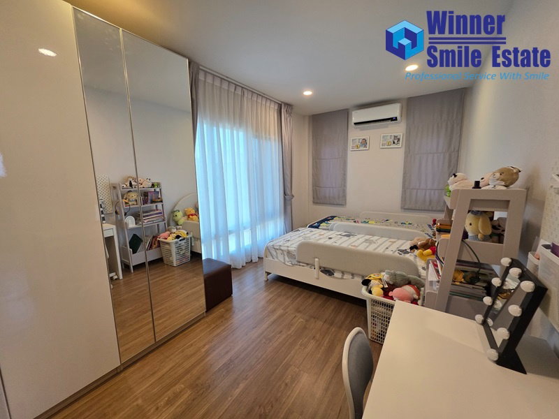 รูป เช่าบ้านเดี่ยว ใกล้เมกกะ เซนโทร บางนา ศรีนครินทร์ เฟอร์ฯ ครบพร้อม 4 นอน น่าอยู่สุดๆ - รูปที่ 9/12