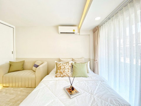 ขายคอนโดโซนลาดพร้าว ห้องเเต่งครบพร้อมเข้า ผ่อนเริ่มต้น 5,000 บาท ราคาล้่นต้นๆ เฟอร์นิเจอร์ครบ