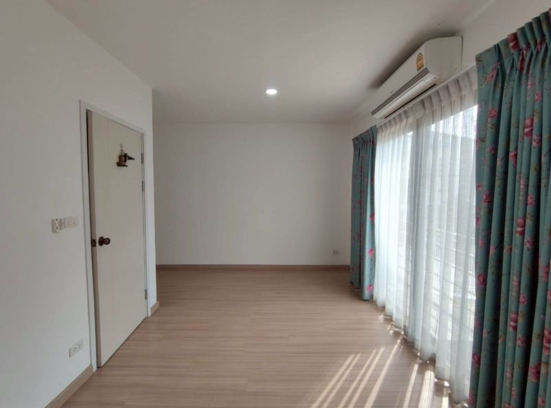 รูป ❤️💛💙ทาวน์โฮม 4 นอน 🚩ใกล้สาทร 15 นาที เพียง 4.2 ลบ.✨ 🏡 J Grand สาทร-กัลปพฤกษ์ - รูปที่ 8/10
