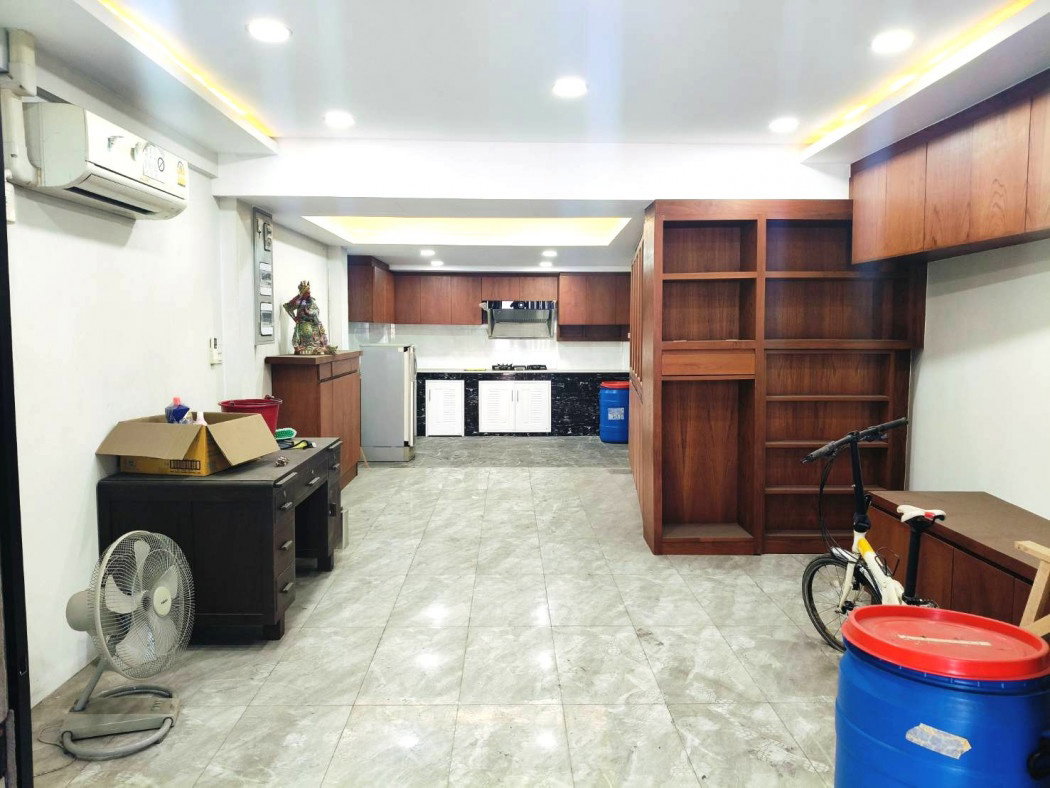 รูป ขายอาคารพาณิชย์ 4 ชั้น 15.4 ตร.ว. ซ.เจริญราษฎร์ 5 แยก 4 สภาพพร้อมอยู่ ตกแต่งอย่างดี - รูปที่ 3/12