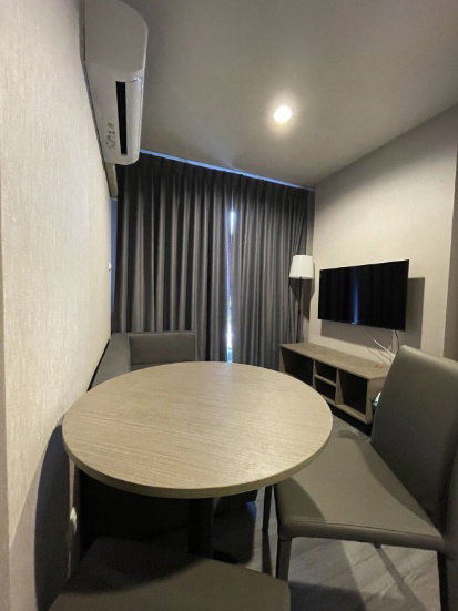picture Code: KJ6308  for rent The Trust Condo @BTS Erawan // Line ID: @kjcondo (with @) // - 11/17