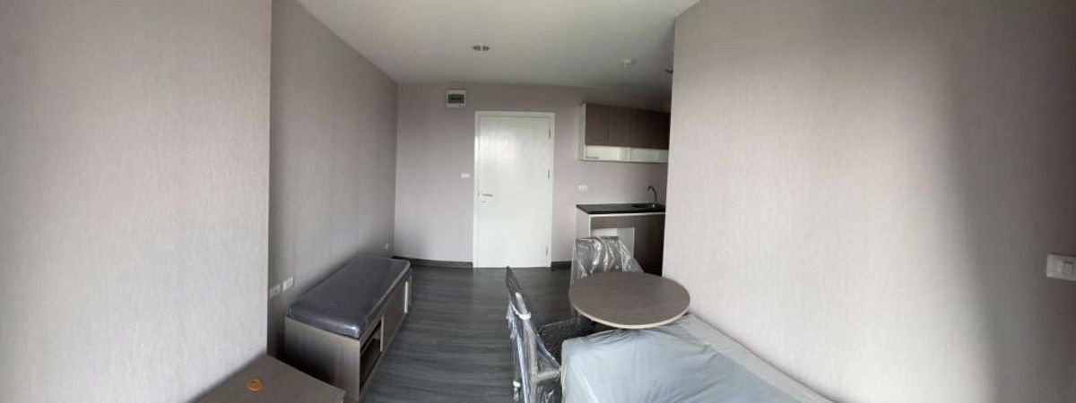 picture Code: KJ6308  for rent The Trust Condo @BTS Erawan // Line ID: @kjcondo (with @) // - 6/17