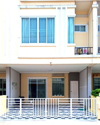 Townhouses for sale Electricity Authority District 1 Chiang Mai : Townhome for sale in Diya Valley Saraphi project, with tenant. , area 21 sq m, 3 bedrooms, 3 bathrooms, price 2.98 million