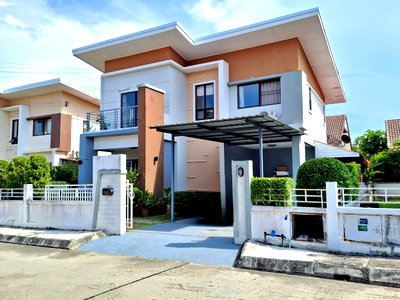 Houses for sale : House for sale with tenant, Kulphan Ville 9 project, Chiang Mai-Hang Dong, area 68 sq m, 3 bedrooms, 3 bathrooms, price 4.5 million baht.