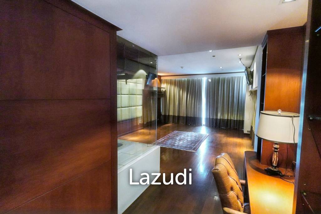 รูป 3 Bed 5 Bath 385 SQ.M Le Raffine Jambunuda Sukhumvit 31 - รูปที่ 16/37