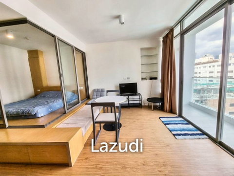 1 Bedroom 1 Bathroom 45 SQ.M Siamese Surawong