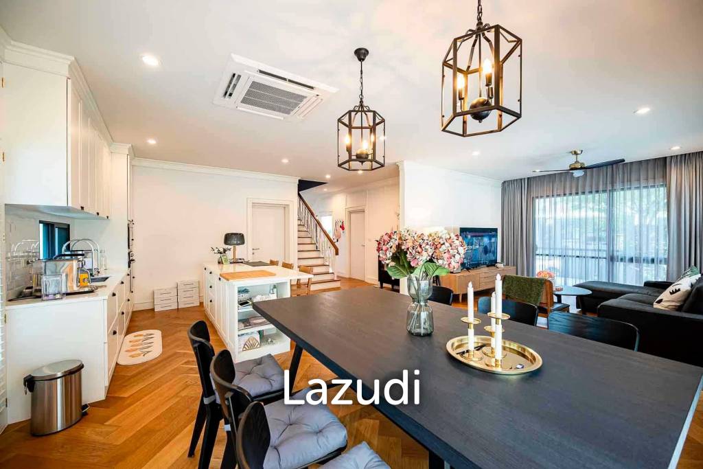 รูป 4 Bed 4 Bath 257 SQ.M Burasiri Pattanakarn - รูปที่ 6/29