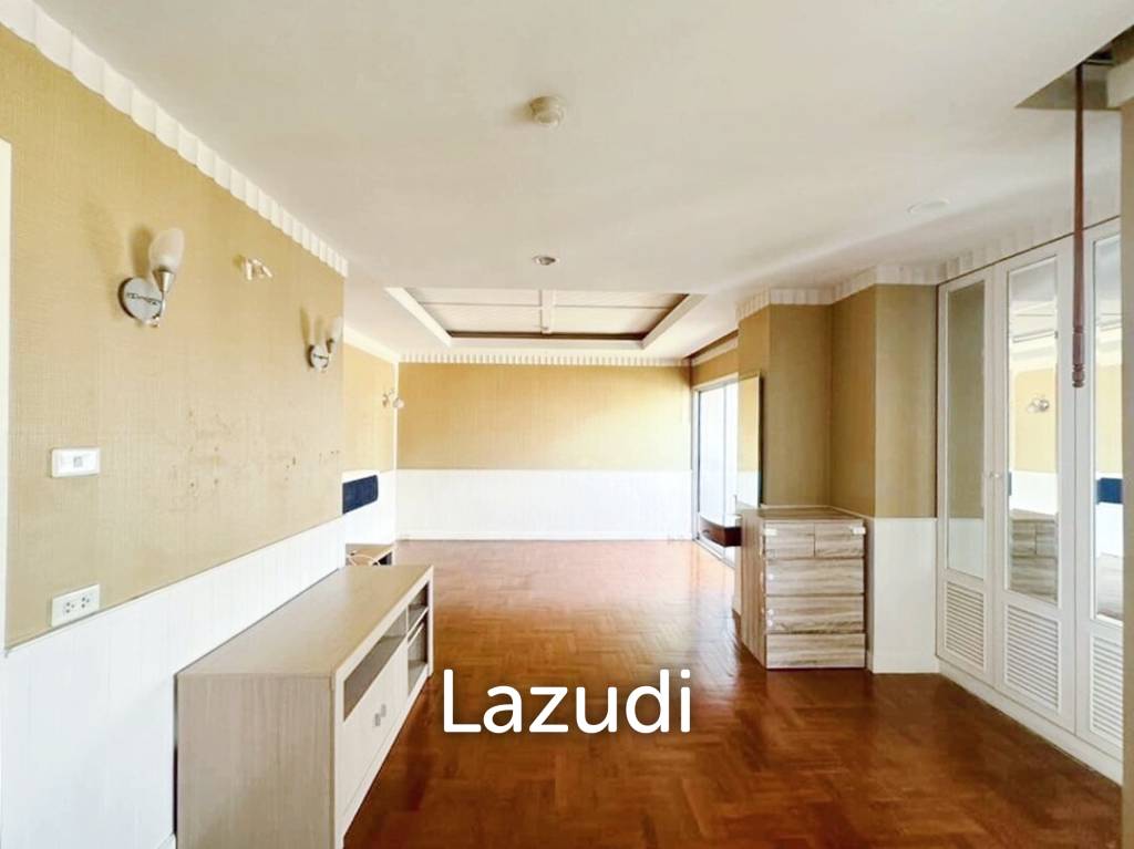 picture 4 Bed 4 Bath 231 SQ.M Baan Kasemsan 1 - 5/7