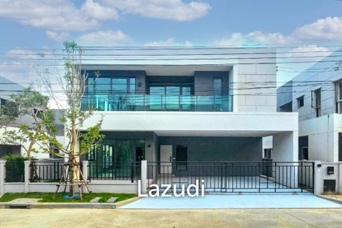 4 Bedroom 5 Bathroom 260 SQ.M. at Centro Bangna