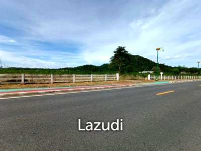 Land for sale Chonburi : Beautiful Land Plot in Great Location for Sale