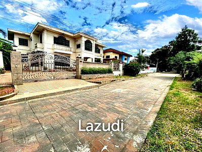 บ้านเดี่ยว ถนนสุขุมวิท : 4 Bed 6 Bath 1,372 SQ.M Meuangthong Garden 2