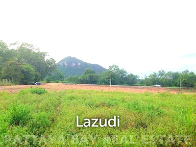 Land for sale Chonburi : Land For Sale Silverlake Bang Saray