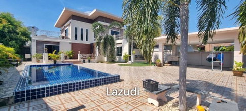 4 Beds 5 Baths 500 SQ.M. Morden House with Pool