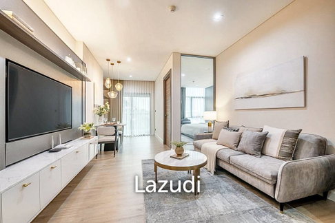 1 Bed 1 Bath 55 SQ.M The Room Charoenkrung 30