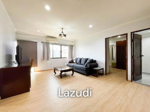 78.5 sqm 2 Bedroom Condo on High Floor in Khlong Toei Bangkok