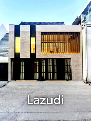 ทาวน์โฮม วิทยาลัยรัชต์ภาคย์เทคโนโลยีและการจัดการ : 3 Bed 4 Bath 290 SQ.M Khlong Tan Niwet Village