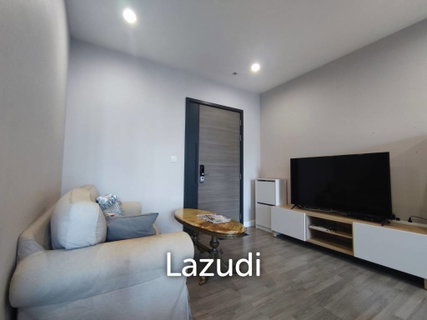 1 Bedroom 1 Bathroom 47 SQ.M. The Room Sathorn