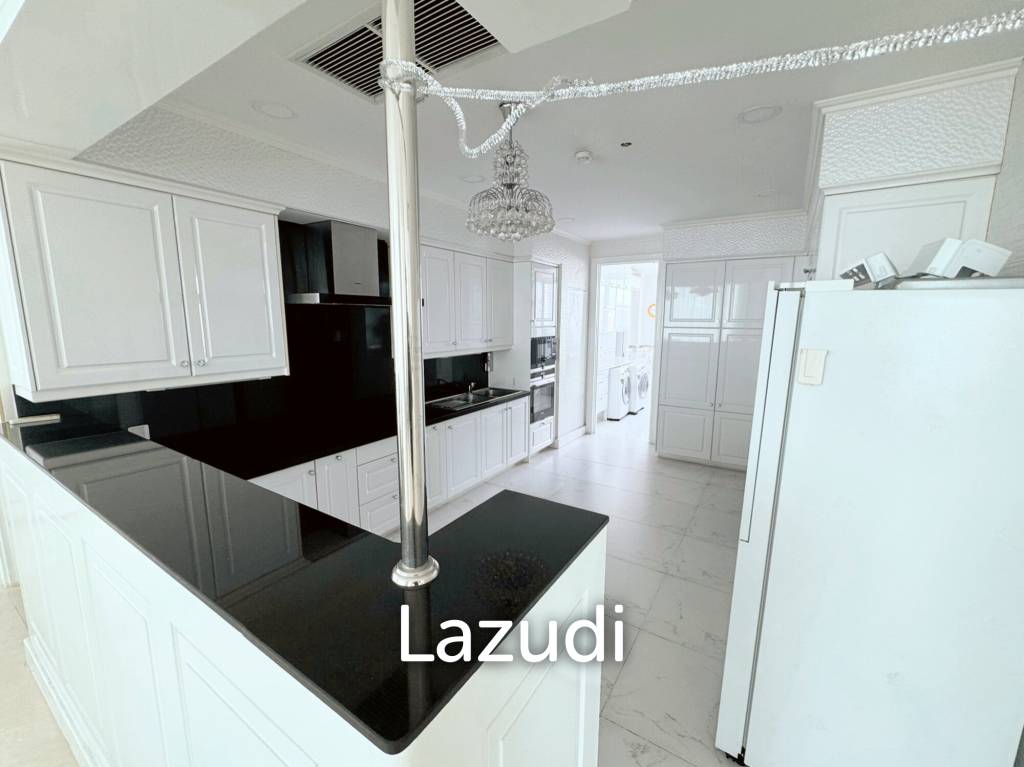 รูป 4 Bed 4 Bath 355 SQ.M Royce Private Residences - รูปที่ 16/30