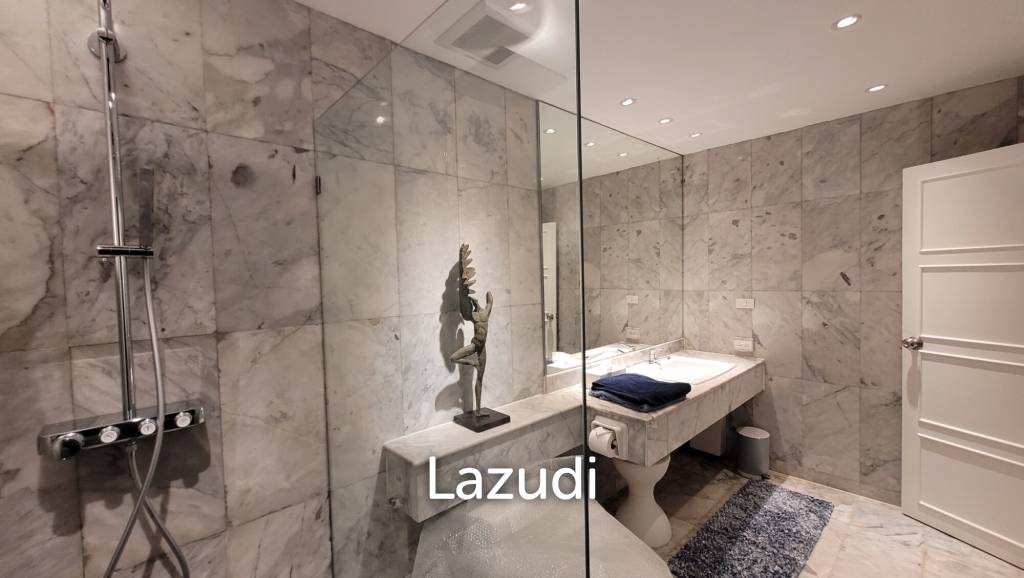 รูป 3 beds 252SQ.M Beachfront condo for sale - รูปที่ 23/24