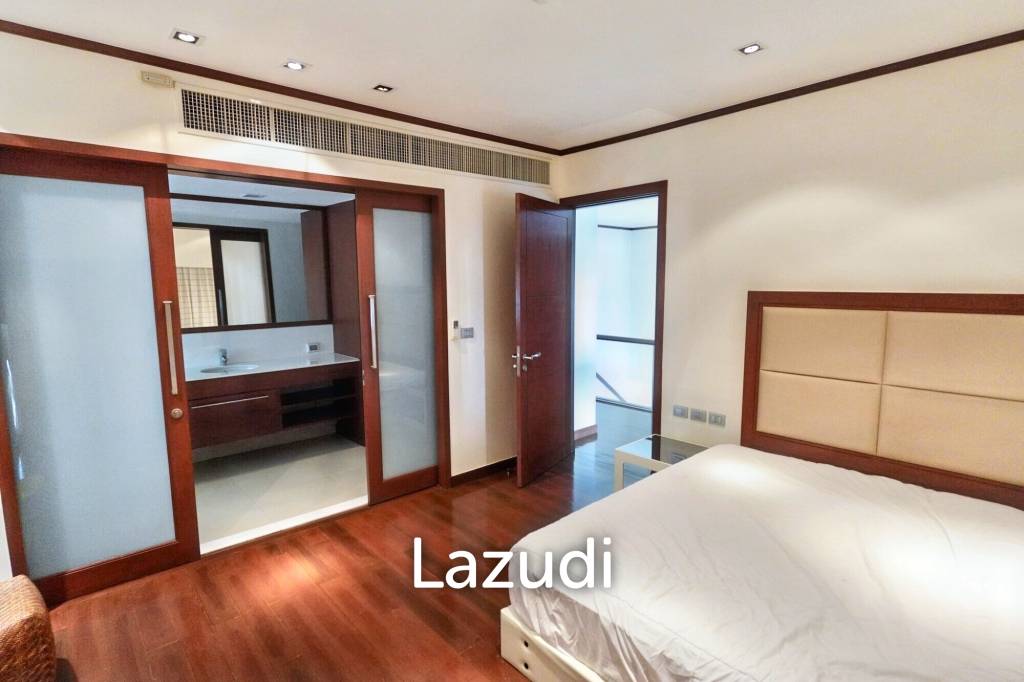 รูป 3 Bed 5 Bath 385 SQ.M Le Raffine Jambunuda Sukhumvit 31 - รูปที่ 25/37