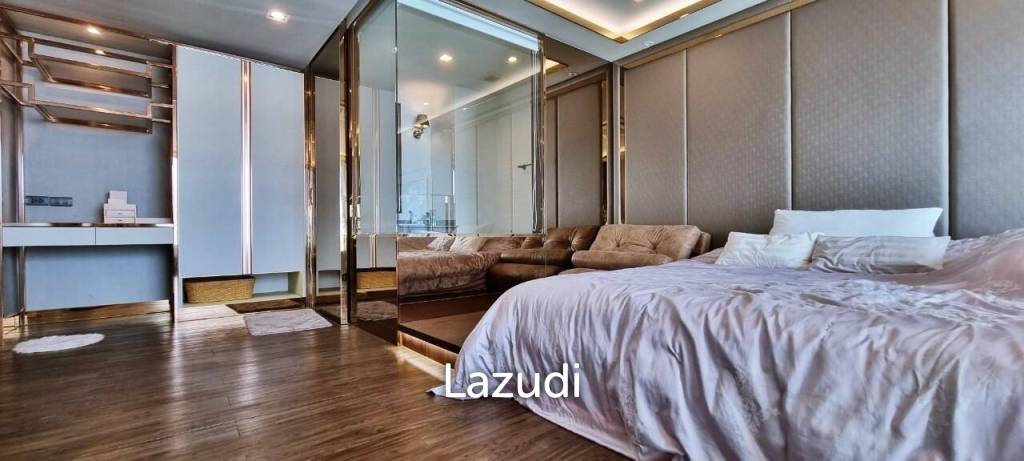picture Duplex 1 Bed 62 SQ.M Wong Amat Tower - 9/17