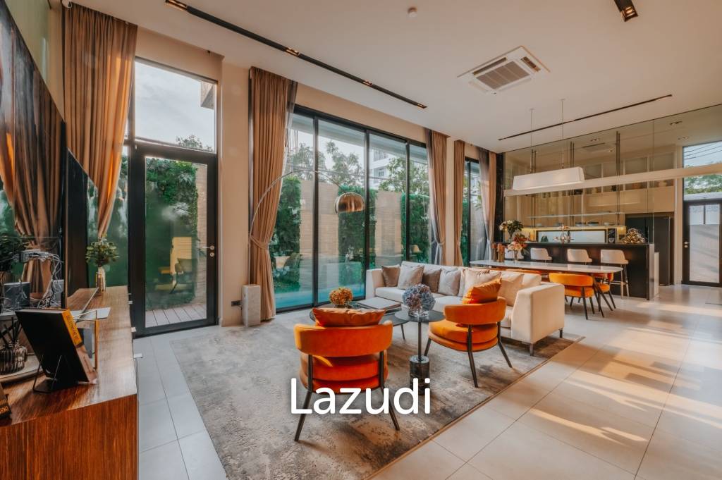 รูป Luxury Detached House in Ramkhamhaeng ARL - รูปที่ 4/22