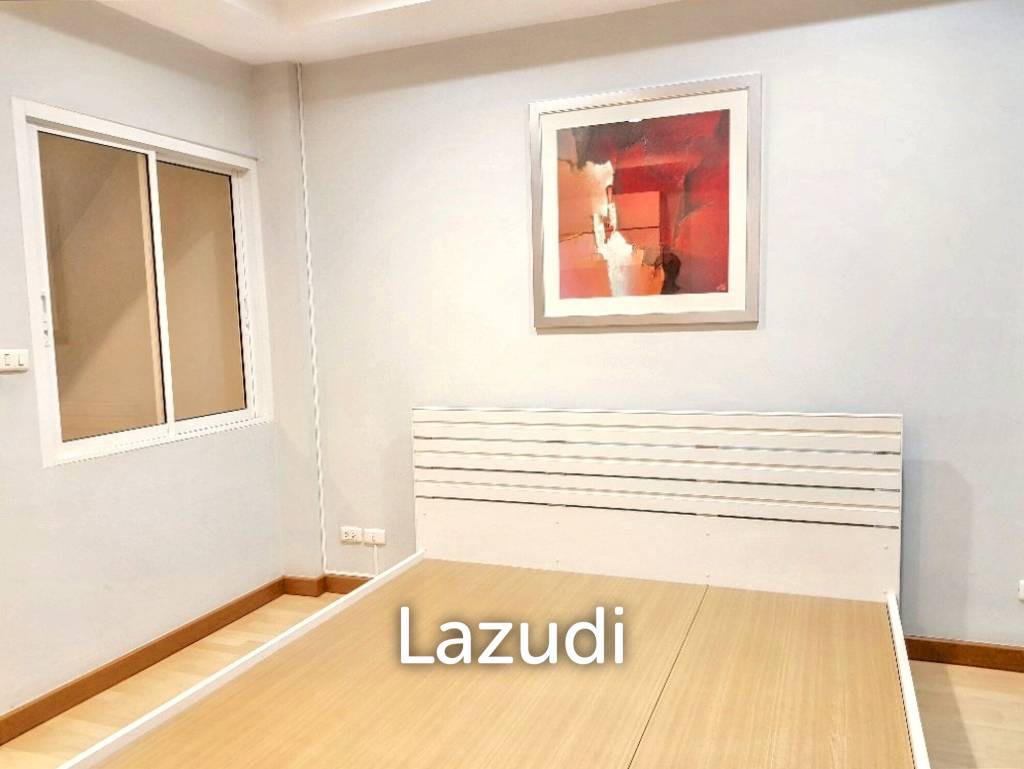 รูป 3 Bed 3 Bath 200 SQ.M Thanapat Haus Sathorn-Narathiwas - รูปที่ 8/16