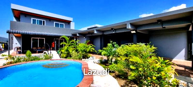 Houses for sale  Yak Jay Market : 4 Beds 6 Baths 400 SQ.M. Loof Style House