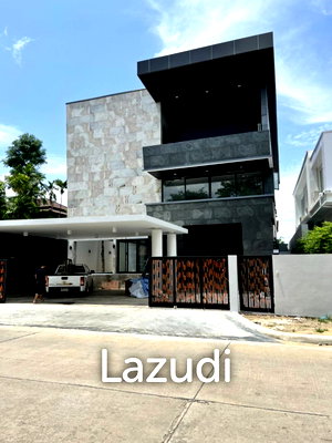 Houses for sale Ratchadaphisek Road : 5 Bed 6 Bath House For Sale