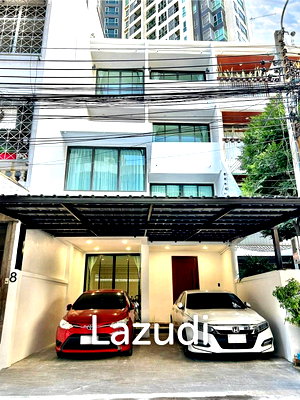 ทาวน์โฮม ถนนสุรวงศ์ : 6 Bed 7 Bath 320 SQ.M Townhouse at Sathorn 21
