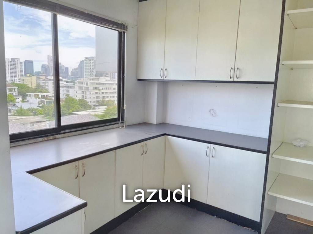 รูป 3 Bed 4 Bath 205 SQ.M La Maison Ruamrudee - รูปที่ 4/12