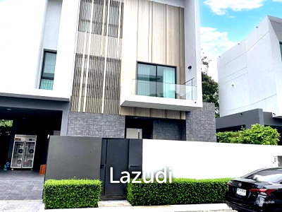 Houses for sale Suwannaphum International Airport : 4 Bed 380 SQ.M Nantawan Rama 9 - New Krungthepkreetha