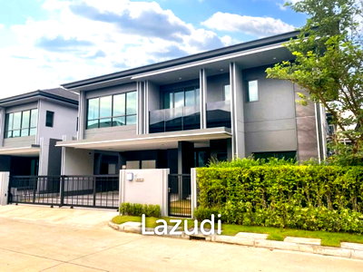 ขายบ้านเดี่ยว : 4 Bed 4 Bath 334 SQ.M Setthasiri Krungthep Kreetha 2