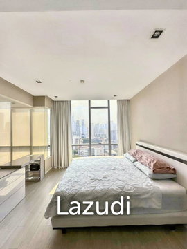 1 Bed 2 Bath 103 SQ.M The Room Sukhumvit 21