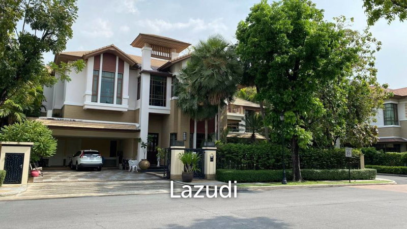 ขายบ้านเดี่ยว : Baan Sansiri Sukhumvit 67 / 5 Bedroom 6 Bathroom / 560 sqm For Sale
