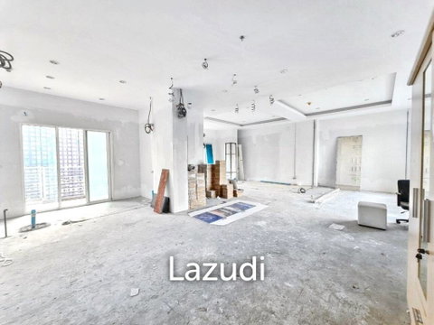 3 ห้องนอน 3 ห้องน้ำ 213.88 ตร.ม. สำหรับขาย