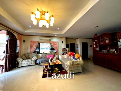 บ้านเดี่ยว หนองปรือ ชลบุรี : 4 Bed 2 Bath 1720 SQ.M House in East Pattaya