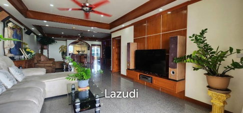 2 Beds 2 Baths 161 SQ.M. Jomtien Plaza Condotel