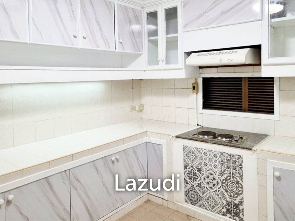 รูป 3 Bed 2 Bath 150 SQ.M Acadamia Grand Tower - รูปที่ 16/18