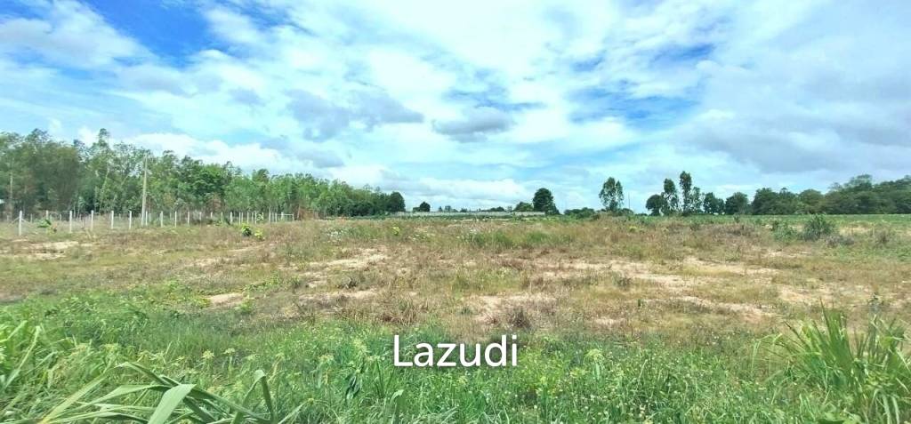 picture Land for Sale in Mabprachan Lake - 3/5